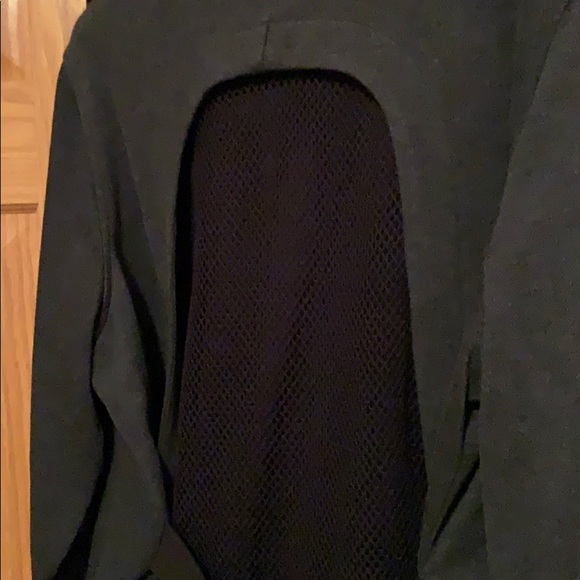 CAbi Mesh Back Jacket - Picture 4 of 5